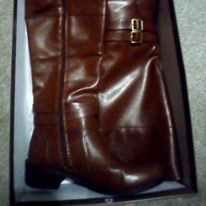 Women's knee high boots